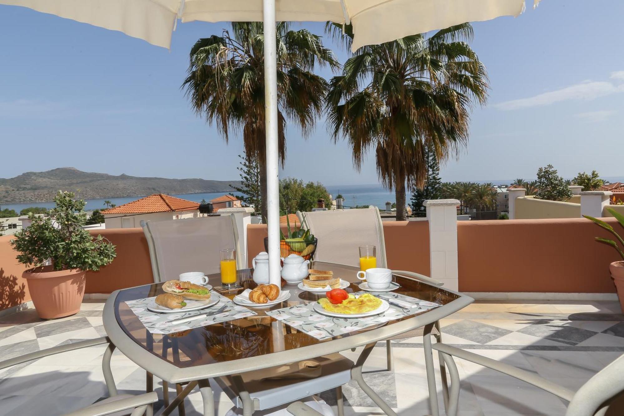 Heaven Apartments Agia Marina Exteriér fotografie